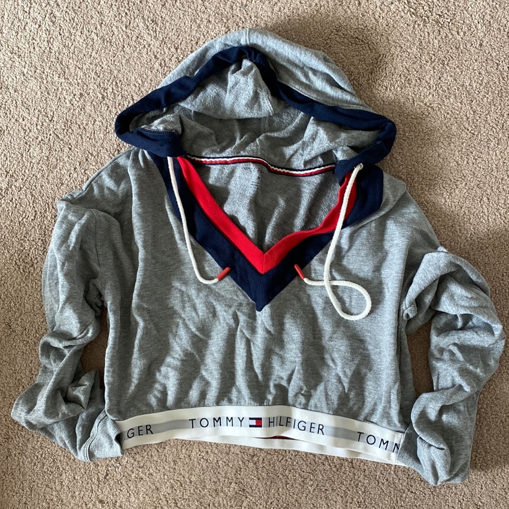 Tommy Hilfiger cropped hoodie